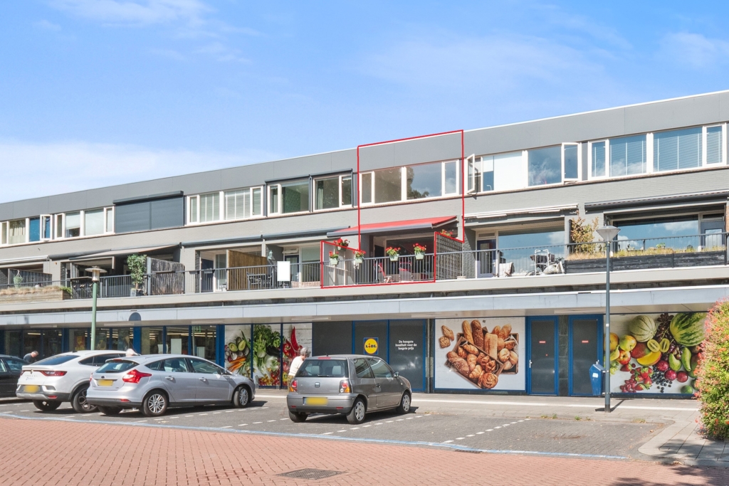 Appartement te koop: Rouppe van der Voortlaan 38A, De Baarzen Vught