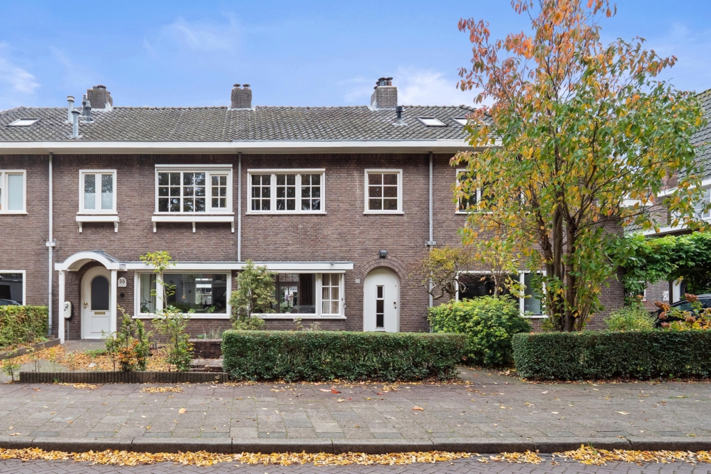 Tussenwoning te koop: Marggraffstraat 37, Schoonveld Vught