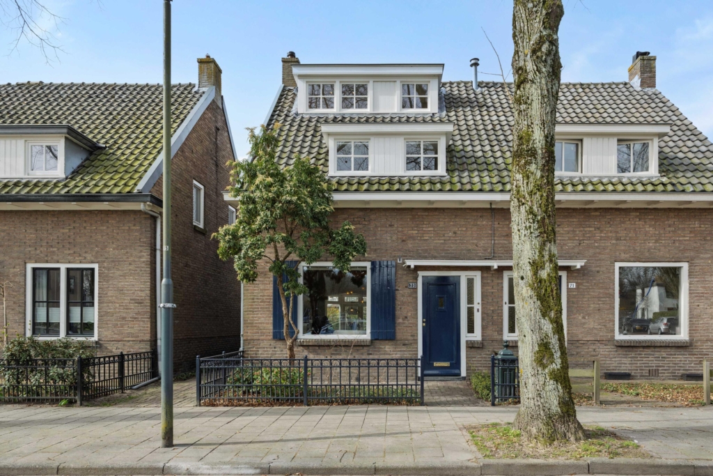 Twee-onder-één-kap te koop: Hoogstraat 73, Voorburg en omgeving Vught