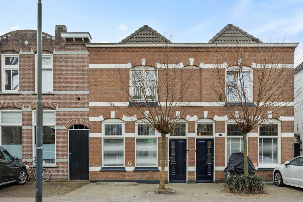 Tussenwoning te koop: Helvoirtseweg 57, Centrum Vught