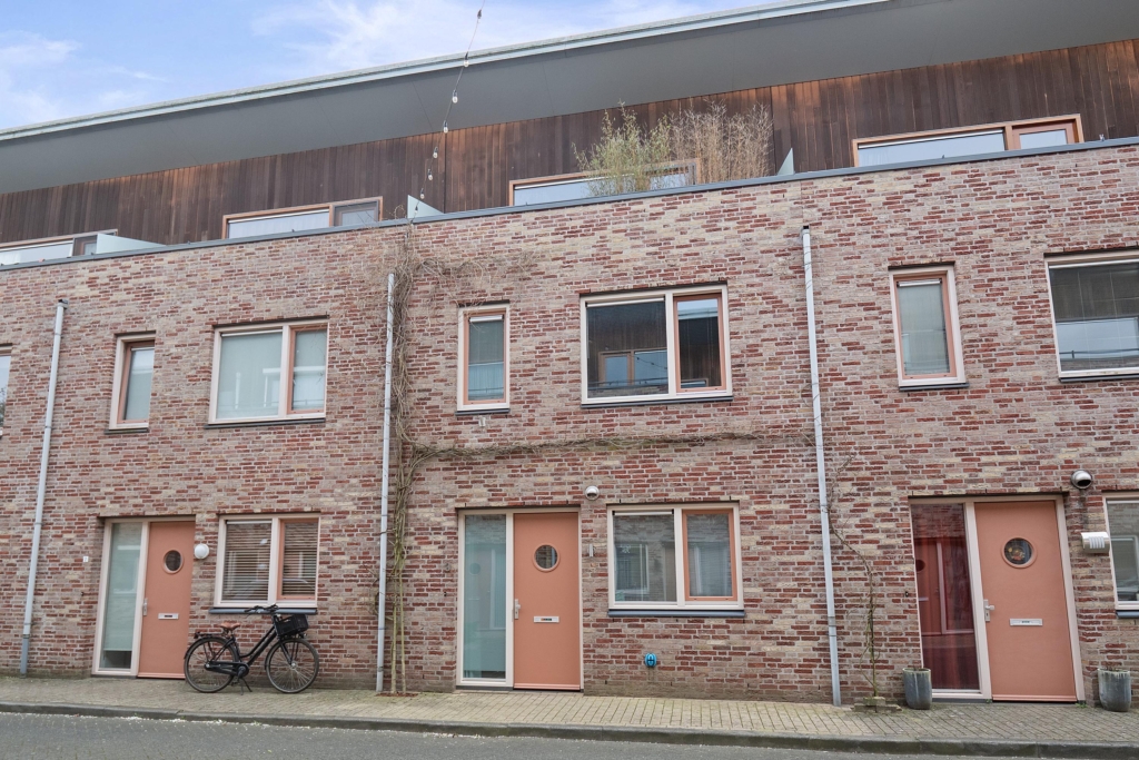 Tussenwoning te koop: St.-Sebastiaanhof 3, Schoonveld Vught